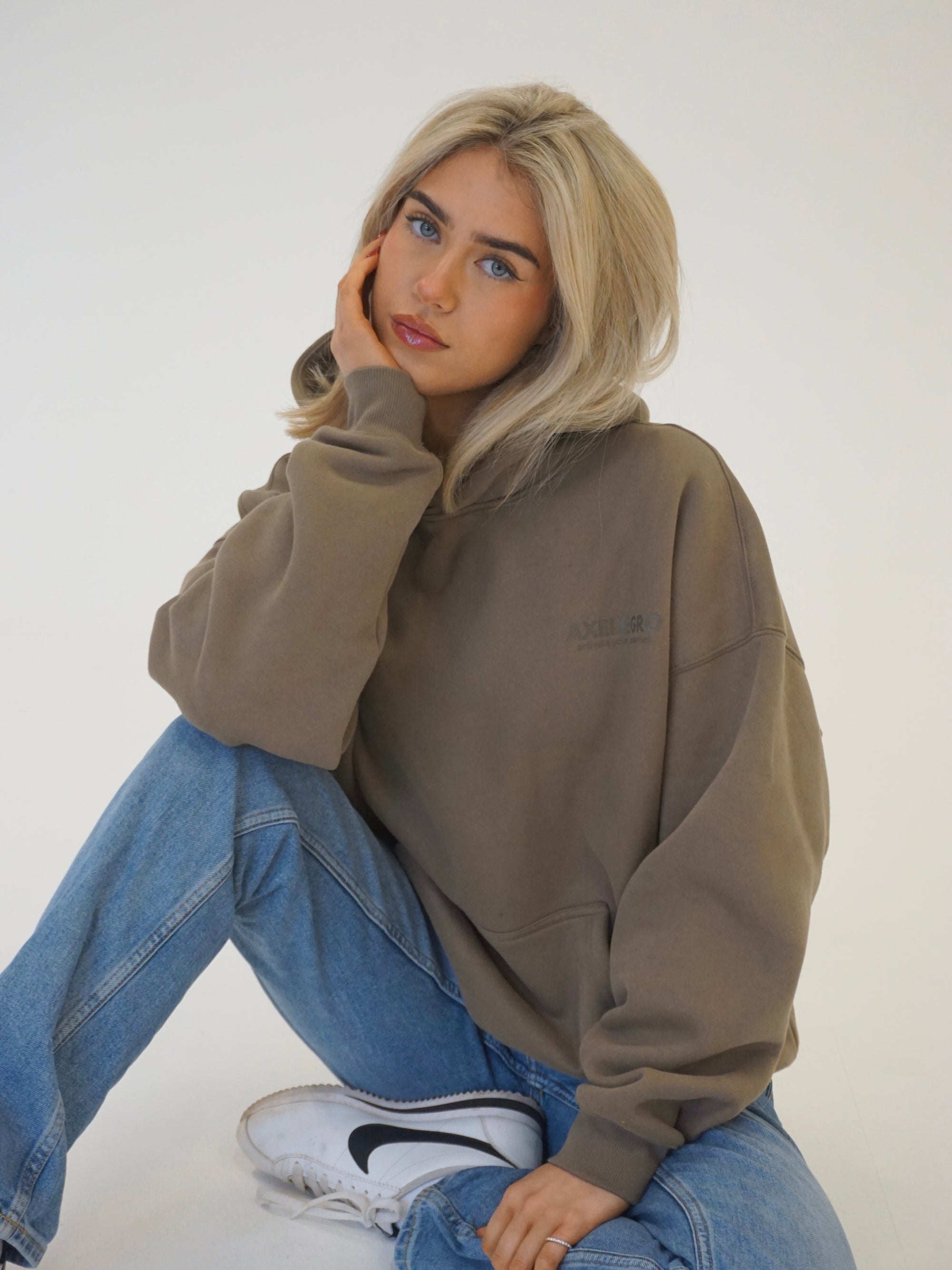 Premium Essential Axelegro Hoodie - Khaki